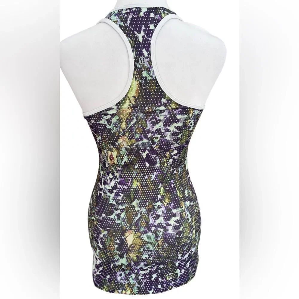 Lululemon Cool Racerback tank top, "Floral Sport White Multi-Color" pattern sz 4 - Picture 5 of 8